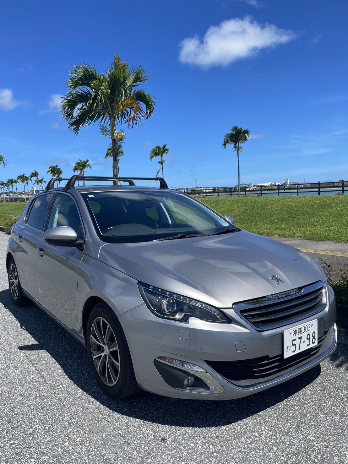 胸きゅんレンタカー那覇赤嶺駅営業所