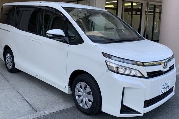 プラチナレンタカー那覇店