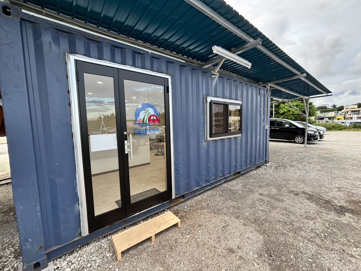 沖縄レンタカー