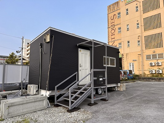 オアシスレンタカー【那覇空港店/車で約10分】