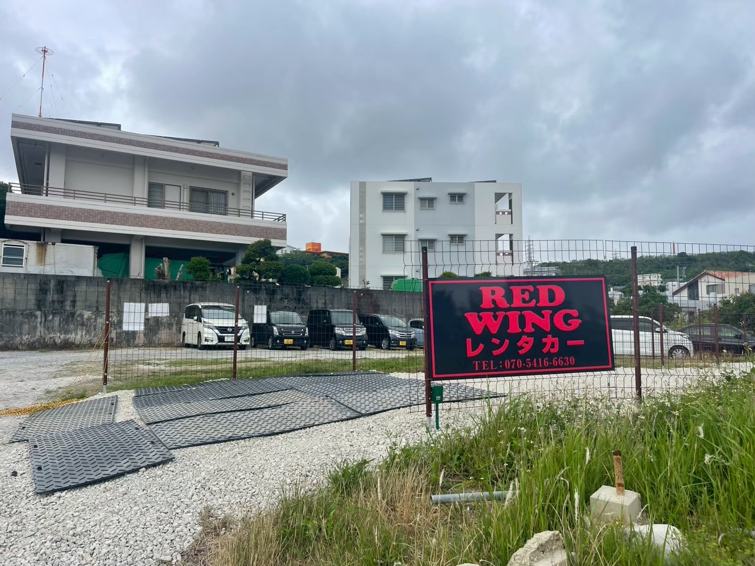 RED WINGレンタカー