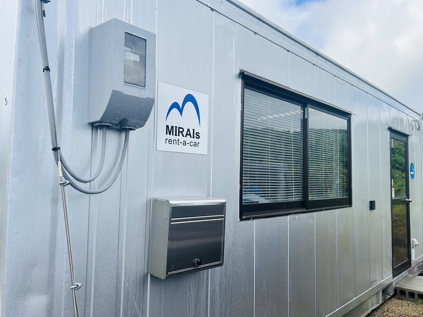 石垣島ミライズレンタカー石垣空港店