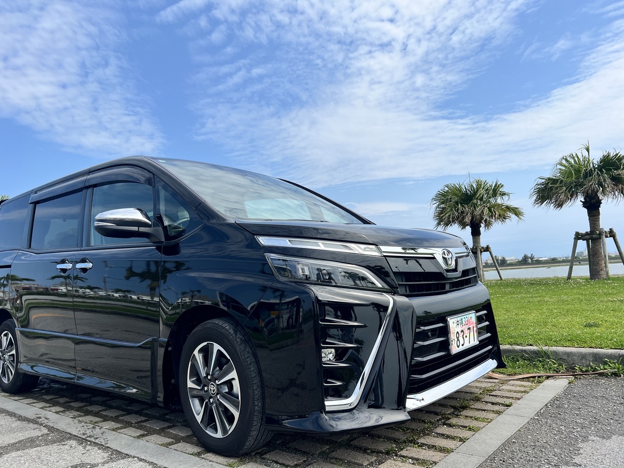 沖縄バサナイレンタカー