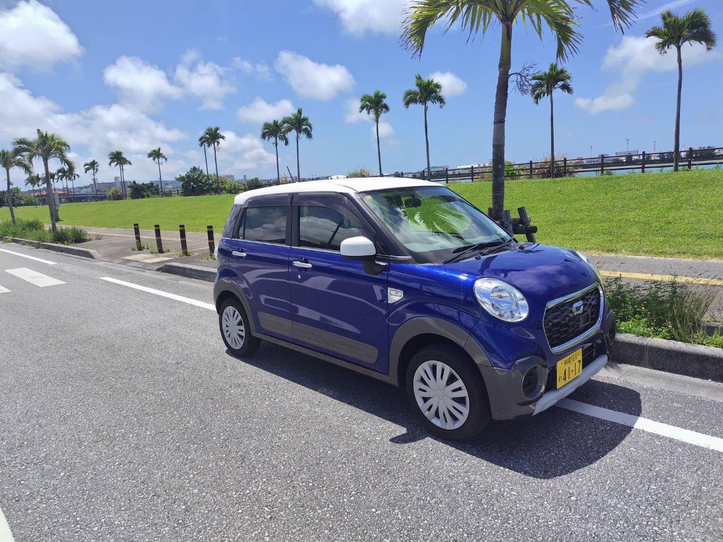 キャスト【指定場所まで無料配車OK！　国際通り・首里城・那覇ICに近い格安レンタカー！免責補償 】