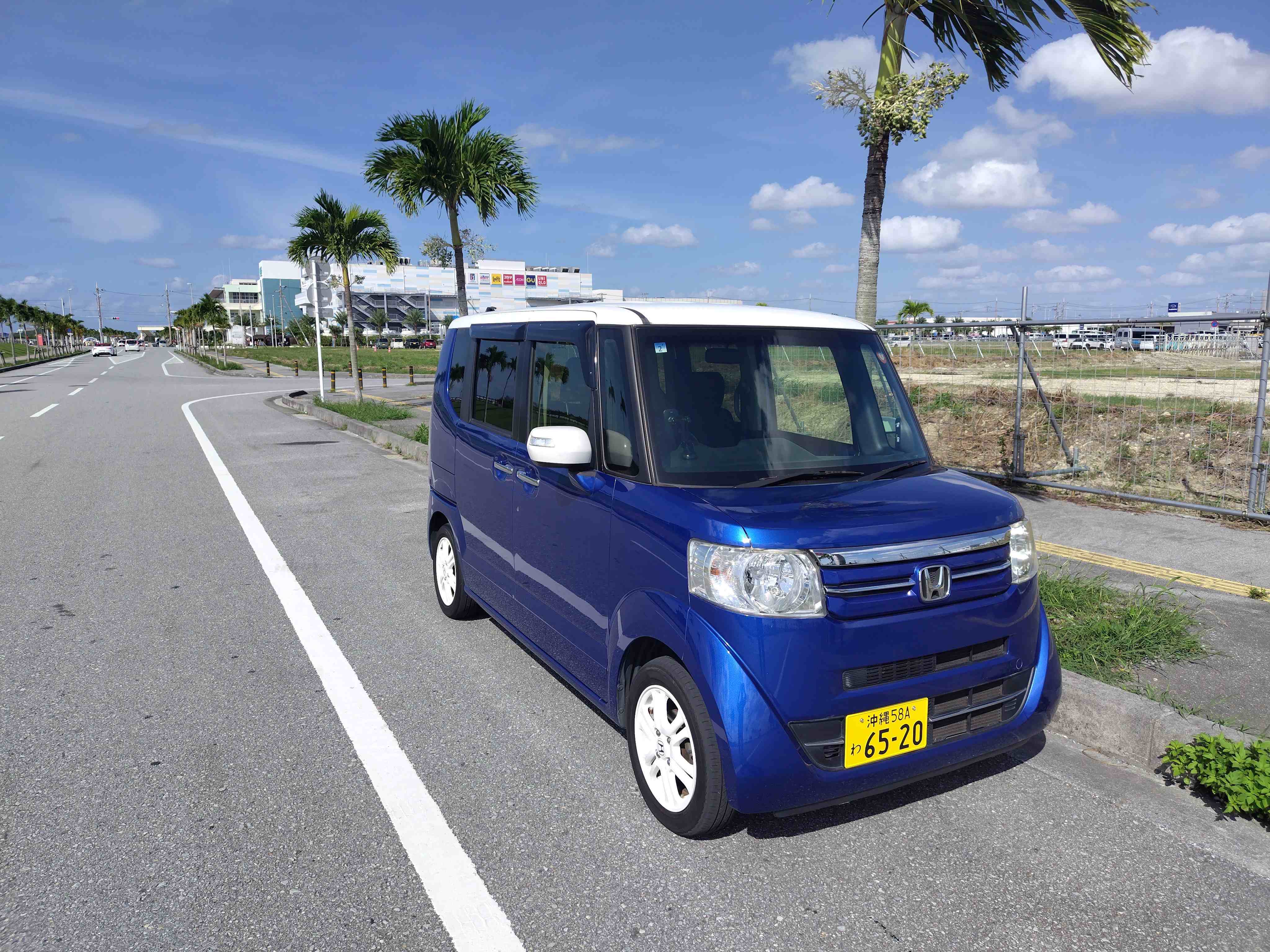 NBOX【指定場所まで無料配車OK！　国際通り・首里城・那覇ICに近い格安レンタカー！ 】