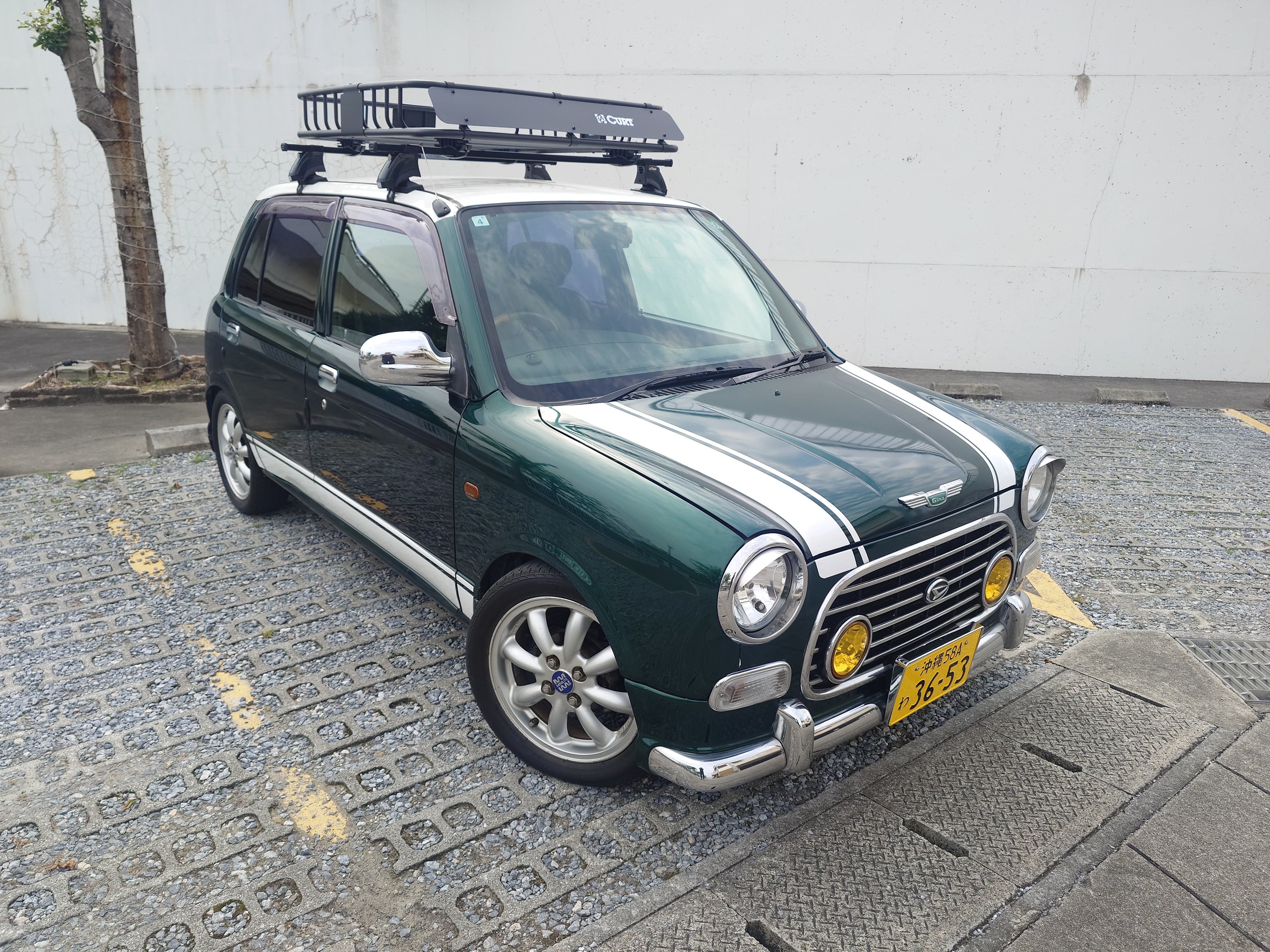 空港から約10分！タクシー来店割引♪可愛いレトロレンタカー♪