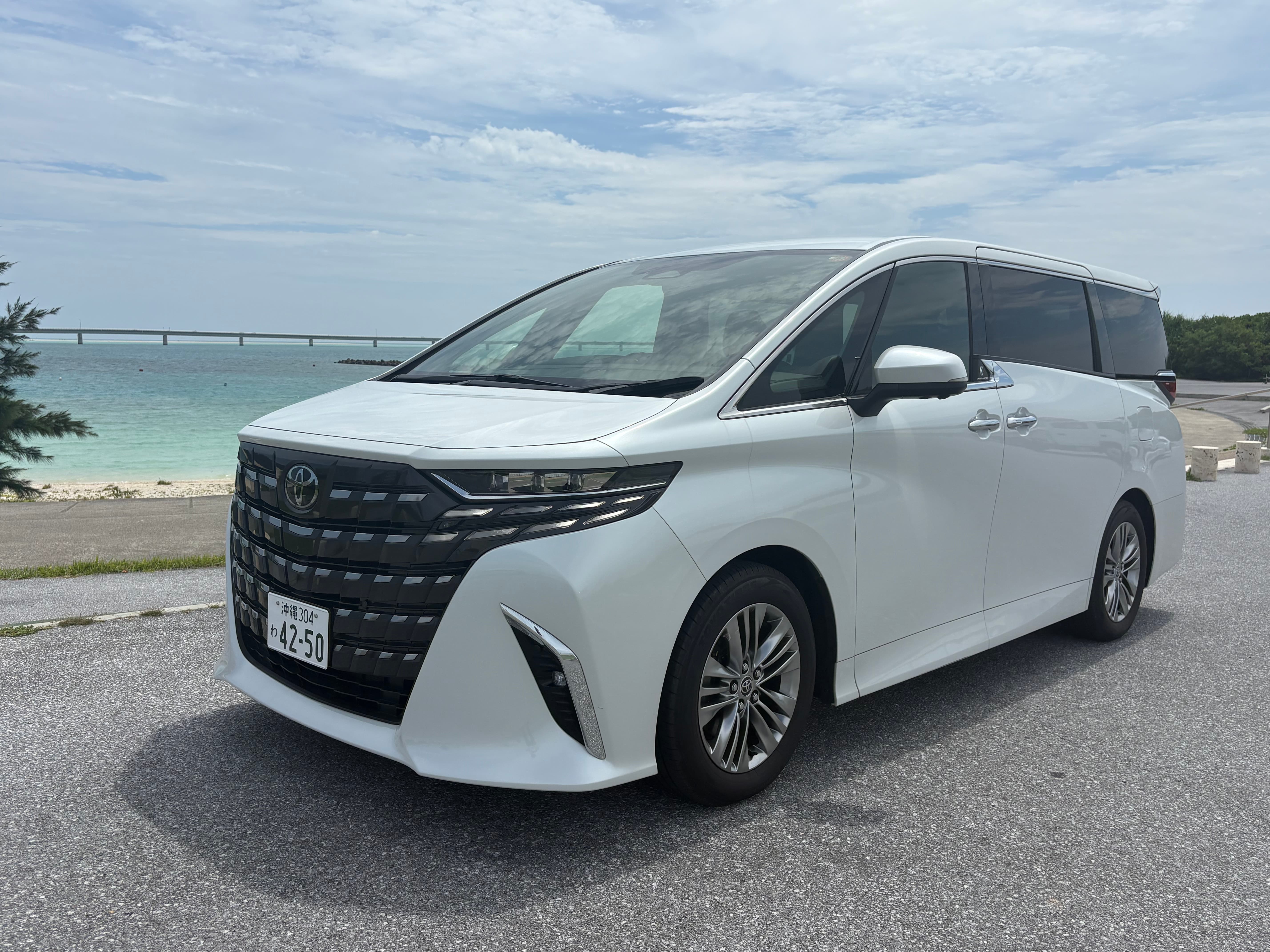 【新車2年以内40アルファード確約】左右独立ムーンルーフ★USB端子×7口★7名乗り★免込