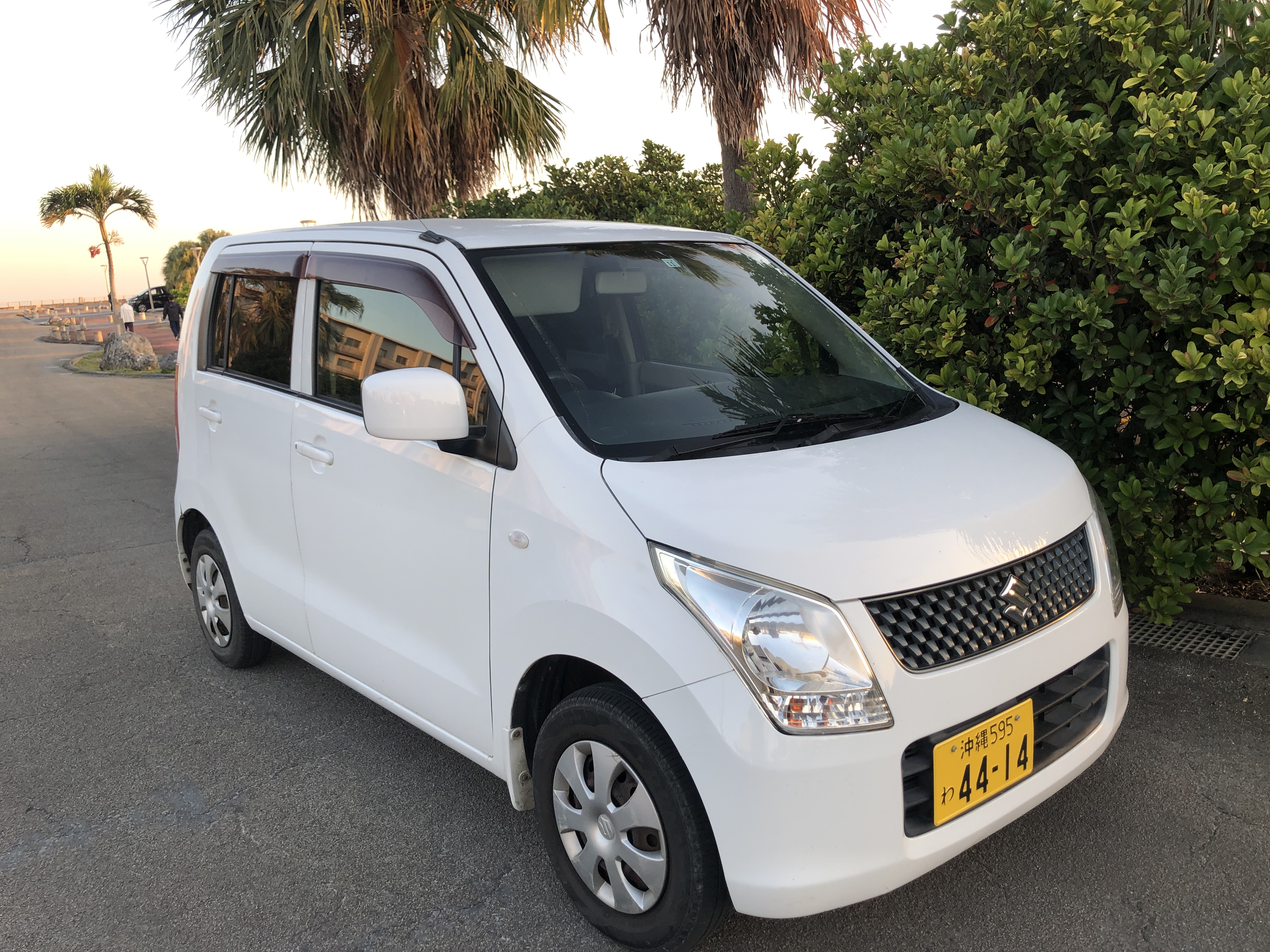 軽自動車ワゴンＲ/ミライース🎵空港・下地空港・送迎無料、平良港クルーズ対応可能！その他送迎相談可