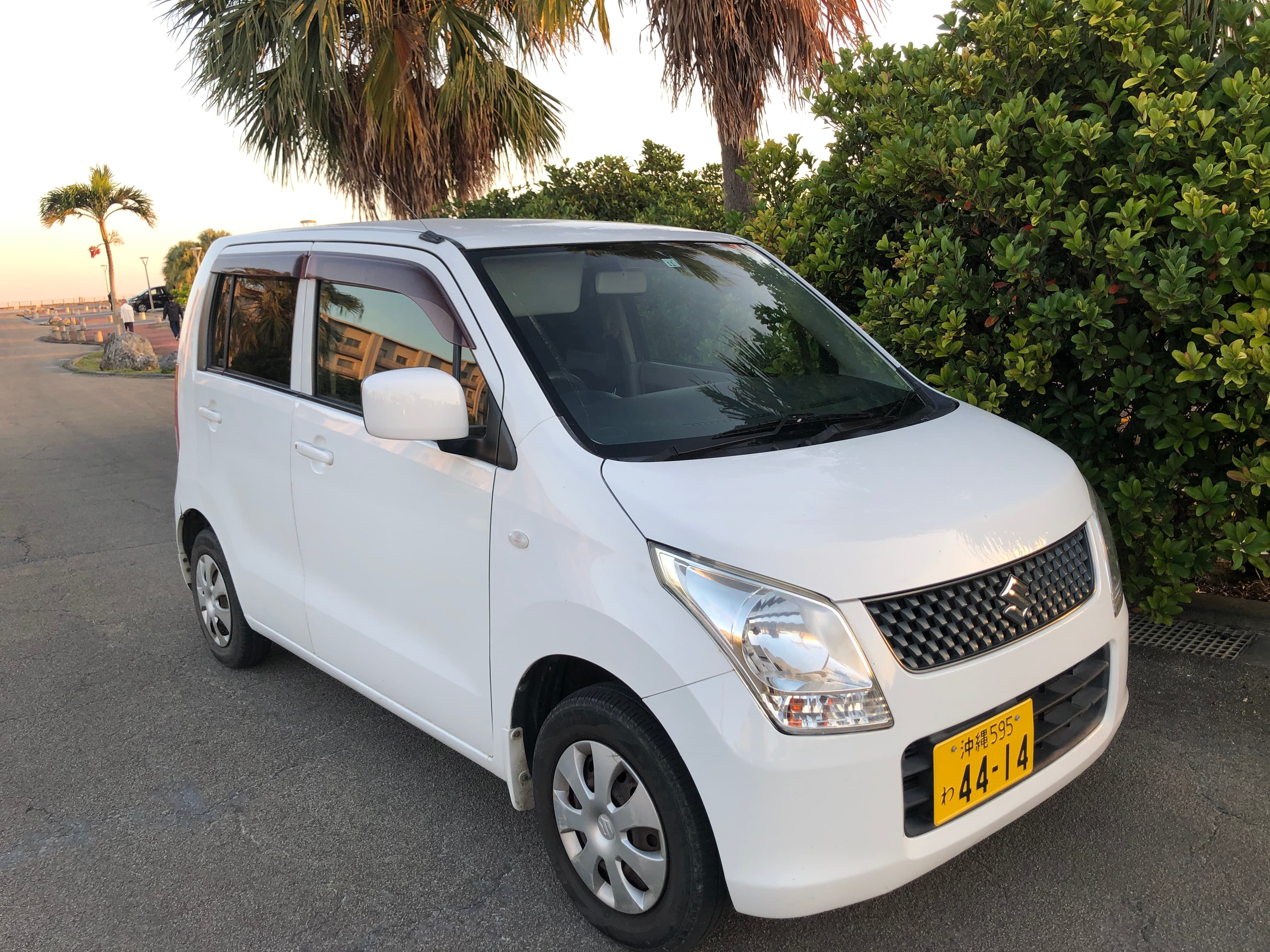 軽自動車ワゴンＲ/ミライース🎵空港・下地空港・送迎無料、平良港クルーズ対応可能！その他送迎相談可