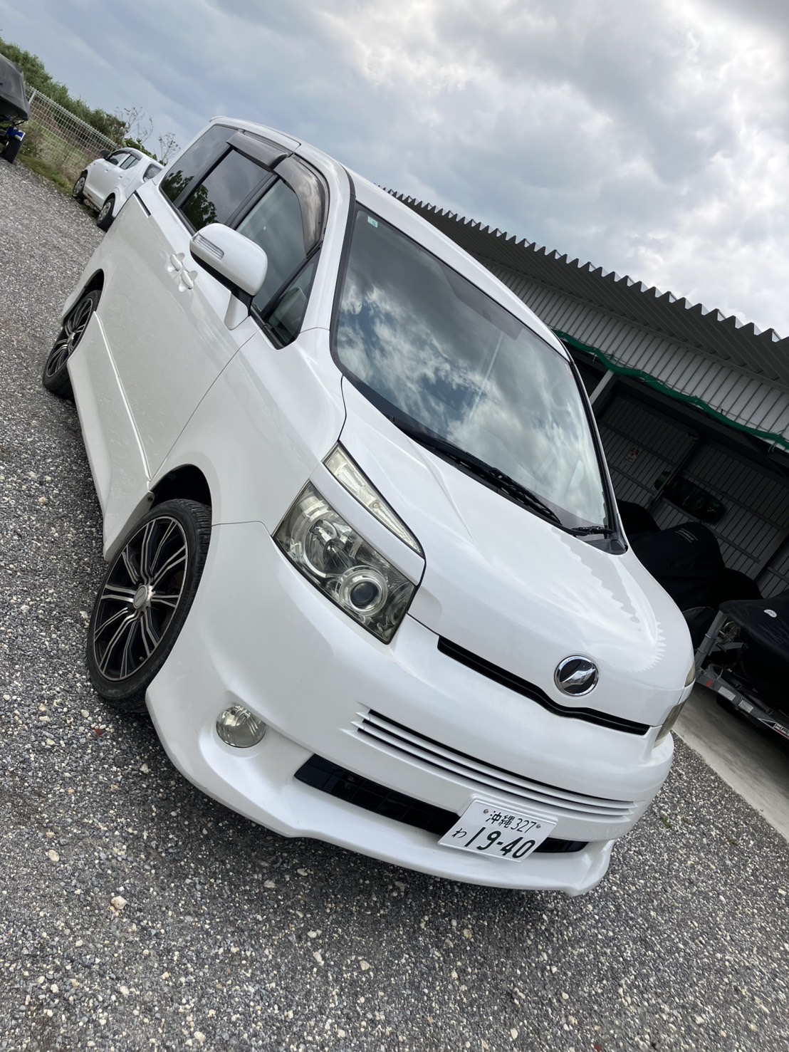 ☆宮古空港から5分☆無料送迎付☆8人ヴォクシー等☆Bluetooth＆USB付☆