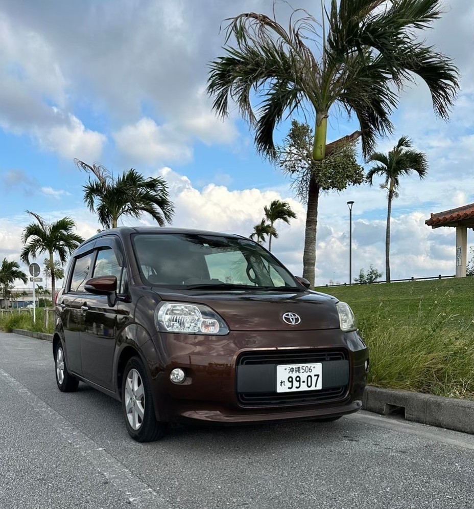 免責補償無料♥️コンパクトカー５人乗り‼️「2泊3日以上限定でタクシー代キャッシュバック」