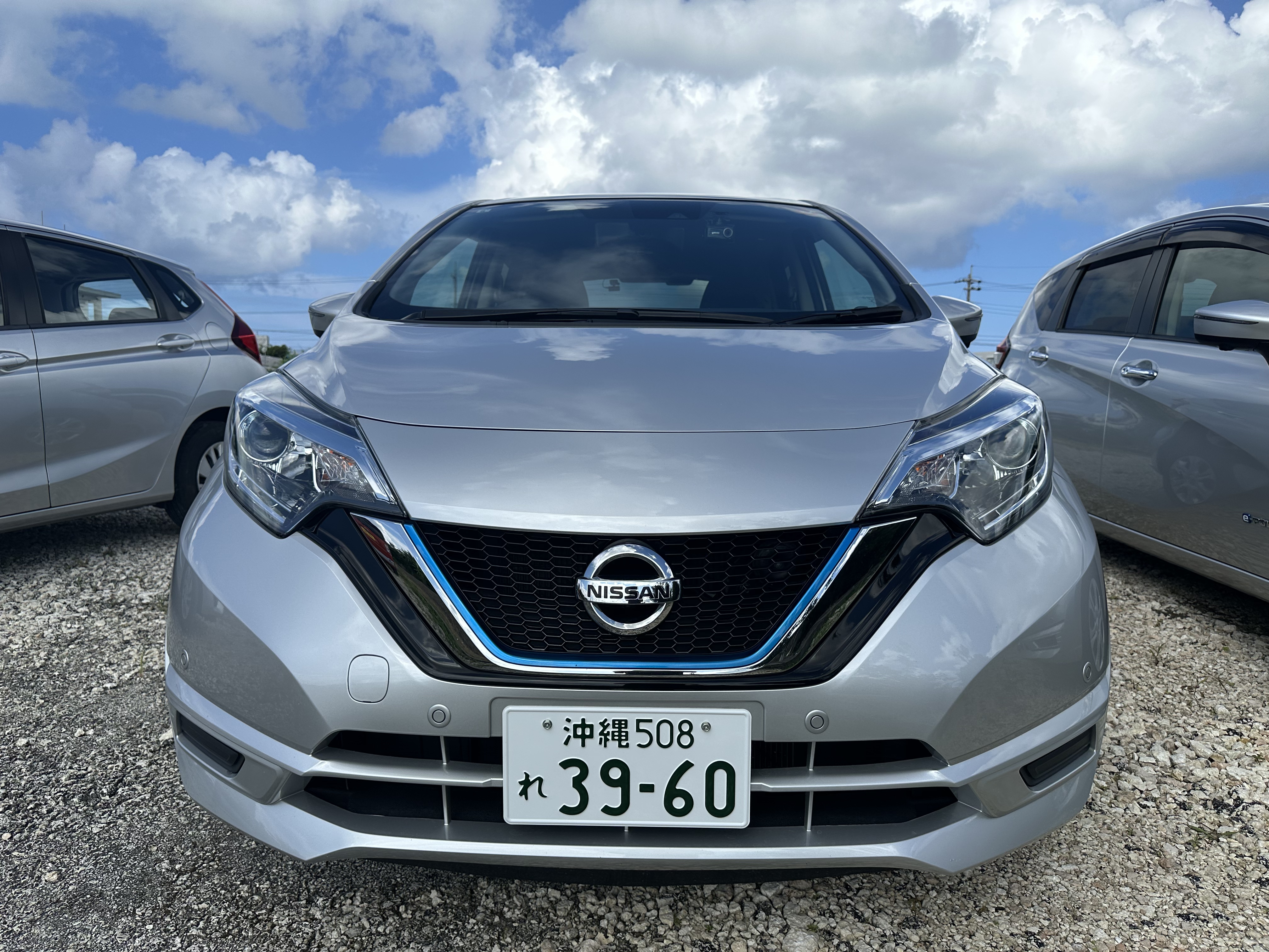 基本免責保険付き、那覇空港/赤嶺駅無料送迎 Nissan note 5人乗り