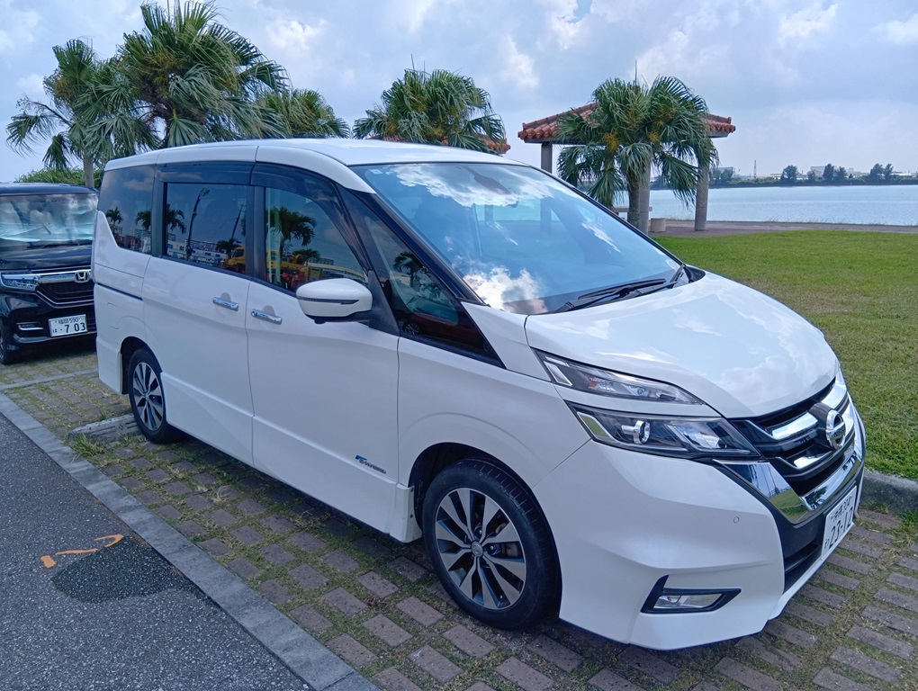 ★最短5分でレンタル完了！ご希望の場所にお届けします！広い車内でゆったり快適に。