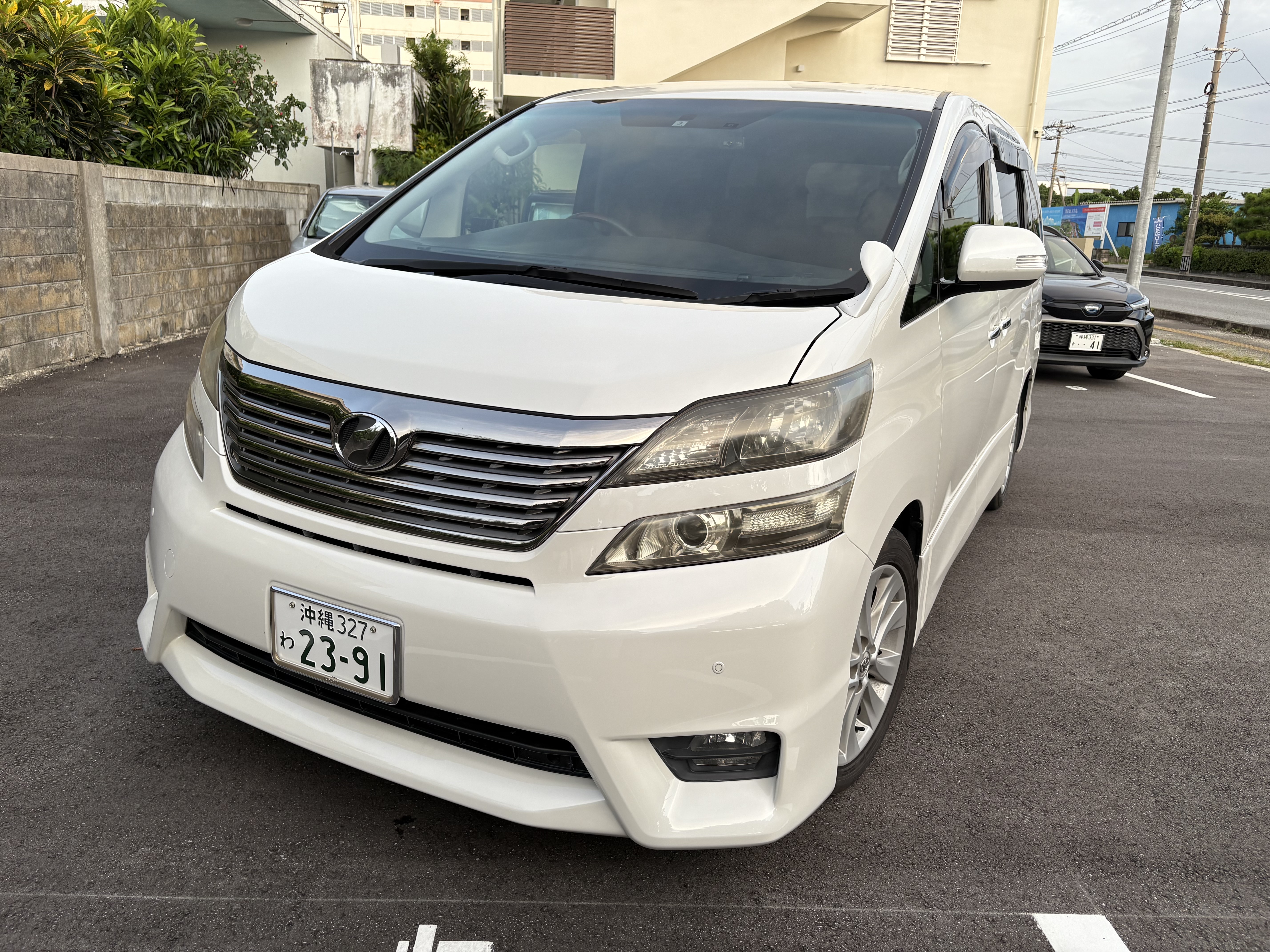 空港無料送迎付き！　安心のミニバン・ヴェルファイアで宮古島旅行を快適に！