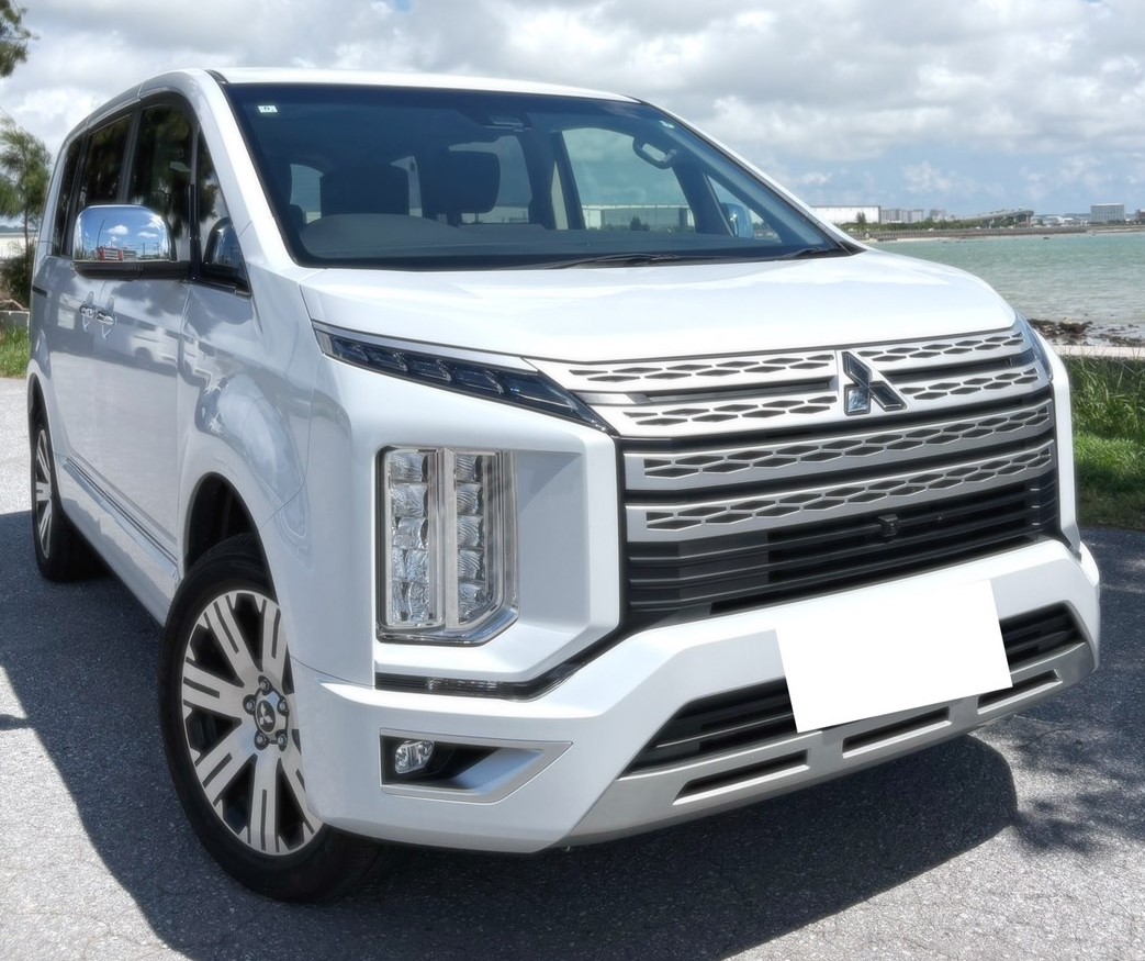 ☆新車・デリカD:5★8人乗り☆免責補償込み★帰着空港送迎☆