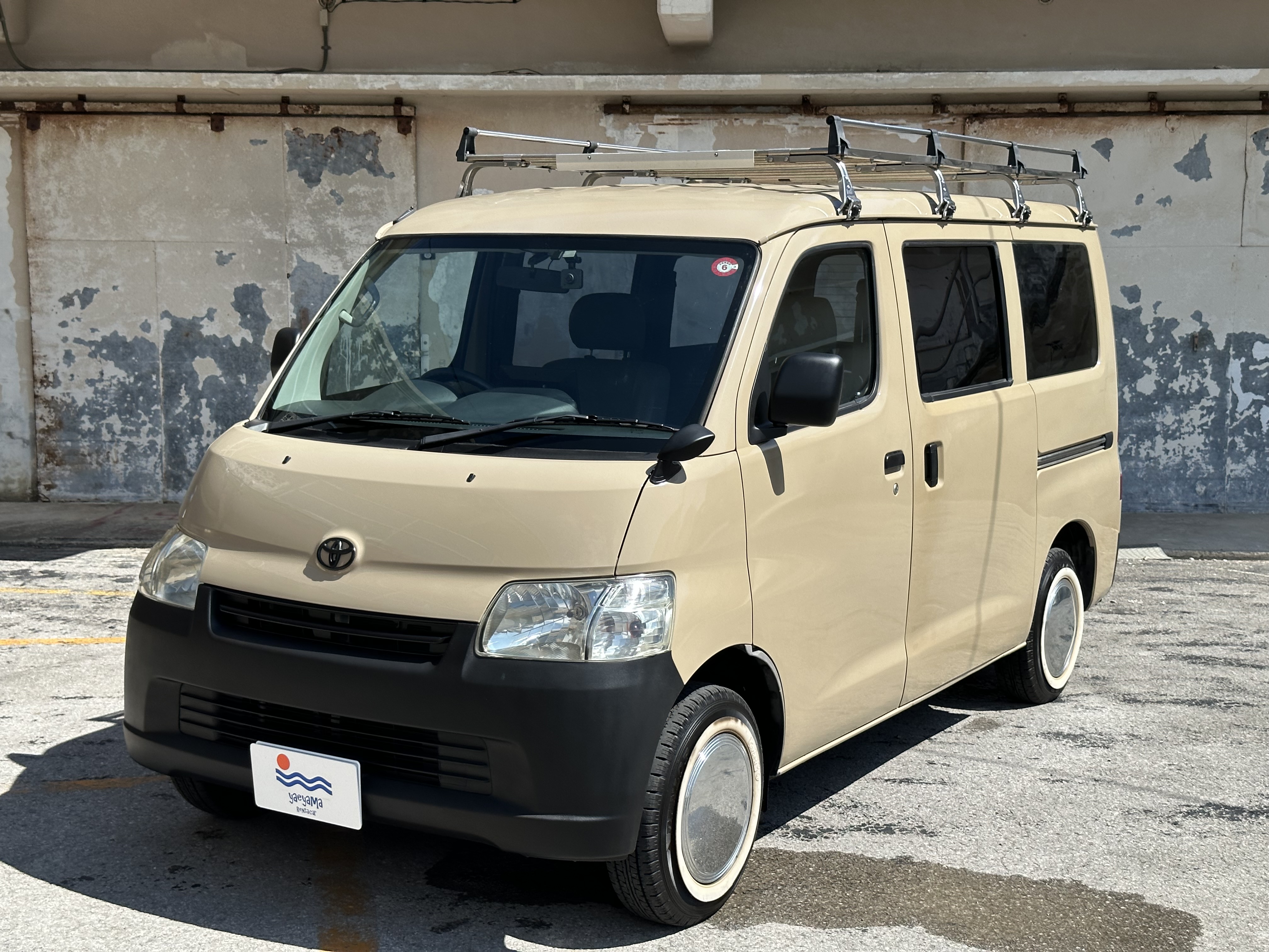 【石垣島・レンタカー】ワゴンタイプ自動車-トヨタLAバン-無料送迎付き