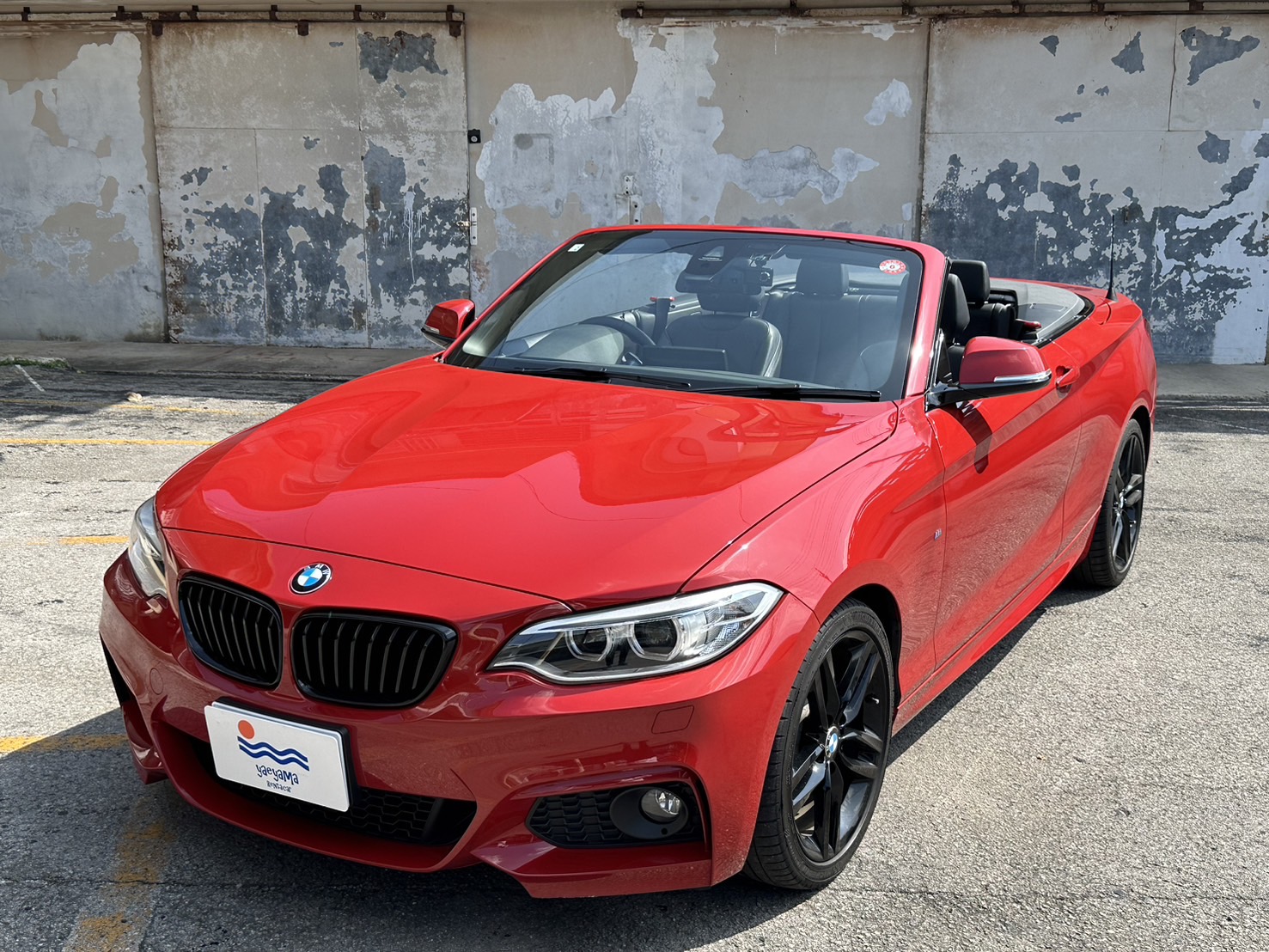 【石垣島・レンタカー】オープンタイプ自動車-レッドBMWカブリオレ-無料送迎付き