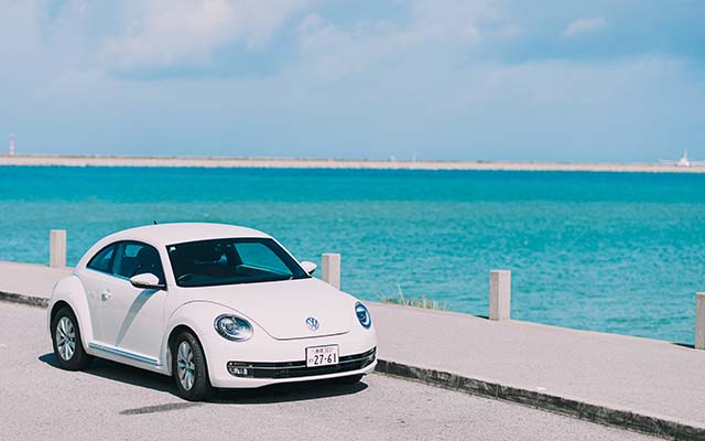 フォルクスワーゲン ザ·ビートル🌺 国際通り・県庁前🌺NOC免責補償＆無料空港からタクシー送迎付