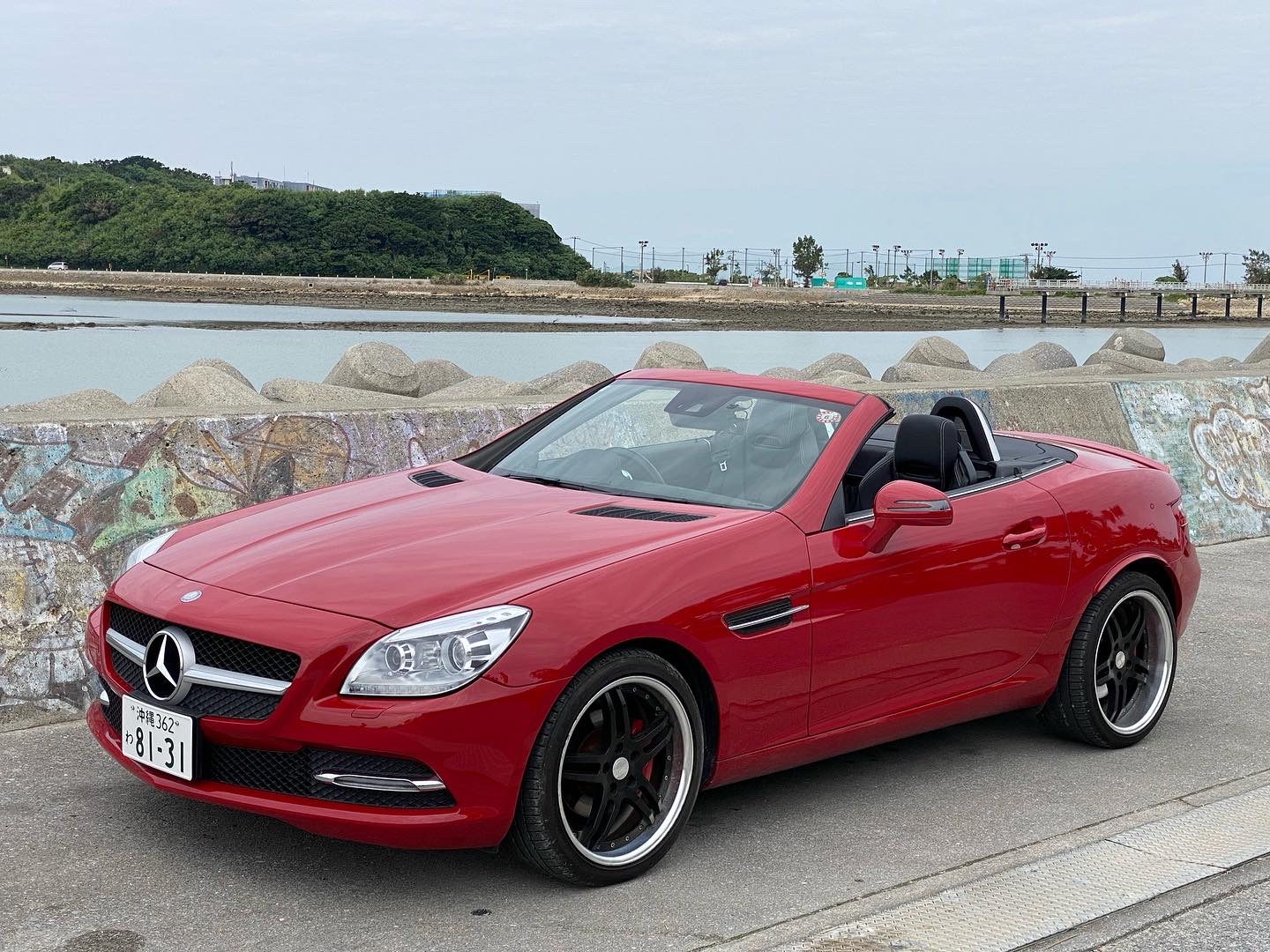 メルセデス・ベンツ　SLK180　2泊目以降は５０％OFF！　連泊で更にお得！
