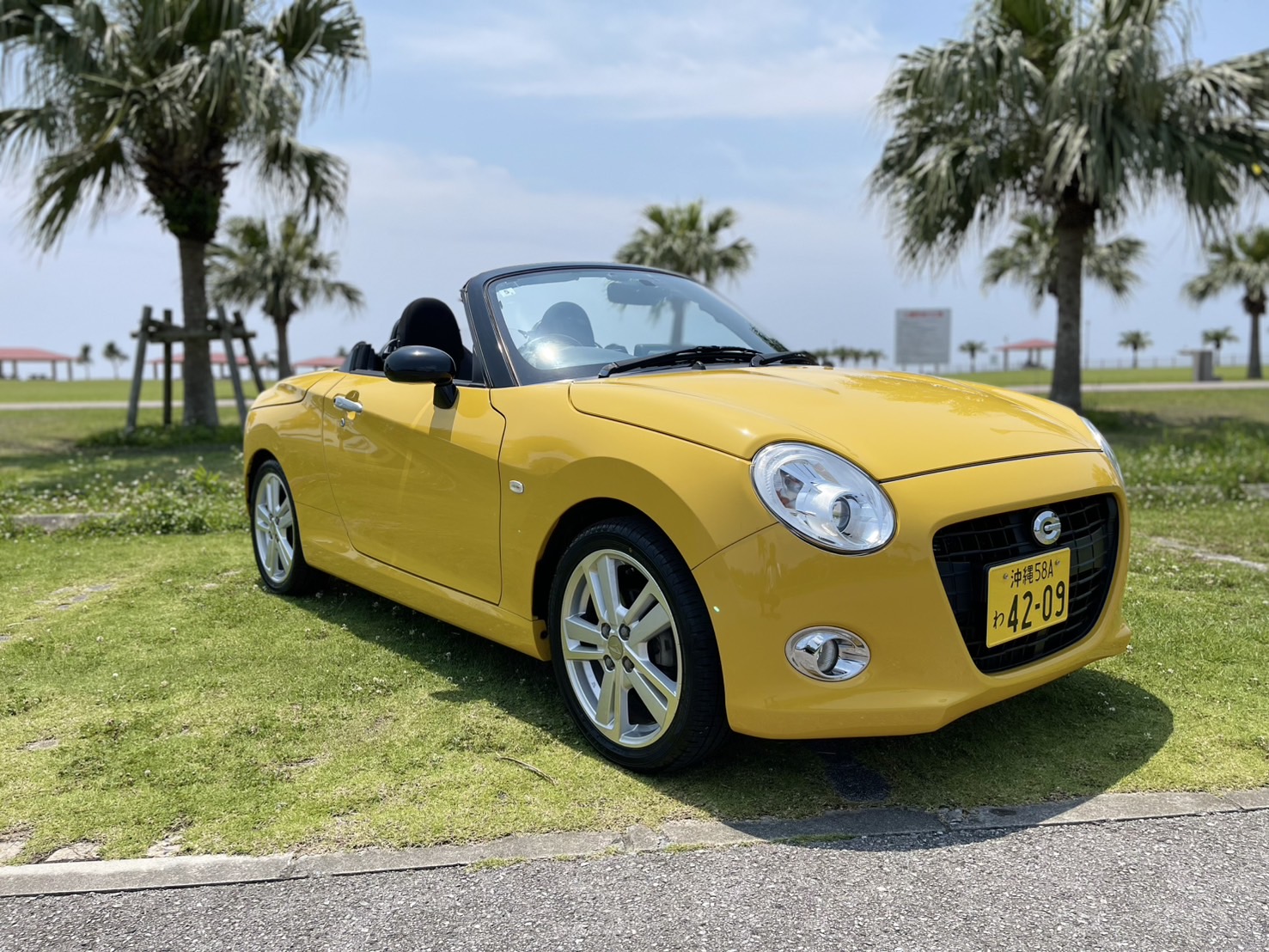 【無料個別送迎付き】【軽オープンカーコペンセロ確約】 那覇空港近く最短車で8分スピード出発可能★